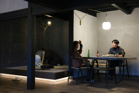 リビング　テーブル、小上がり