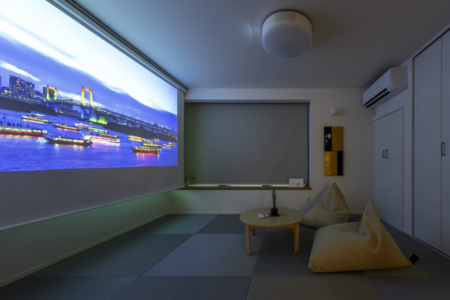 リビングルーム＆プロジェクター