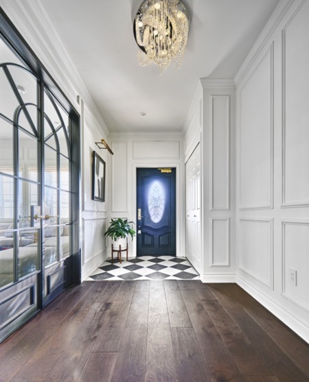 広々としたエントランス